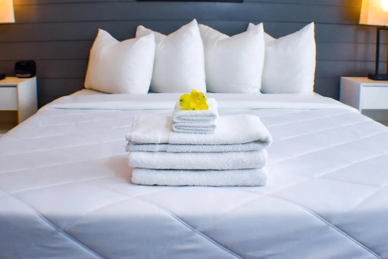 Devon Shores Clearwater Beach Motel